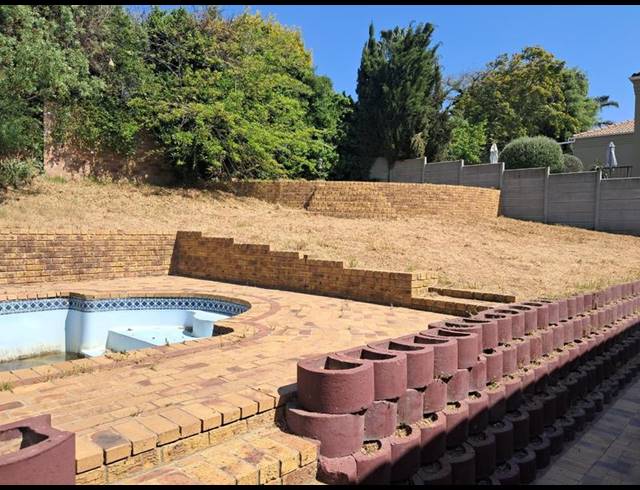 3 BEDROOM HOUSE FOR SALE IN VIERLANDEN